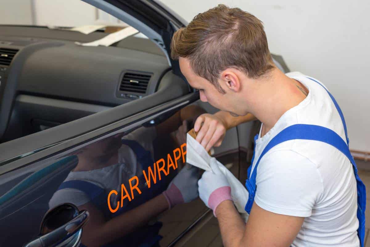 Covering de voiture pour la publicité d'entreprise : astuces et idées