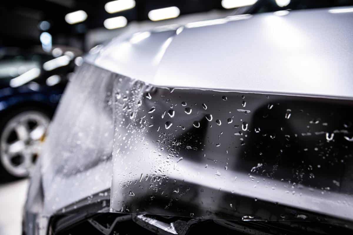La durée de vie du film PPF : combien de temps peut-il protéger votre voiture ?