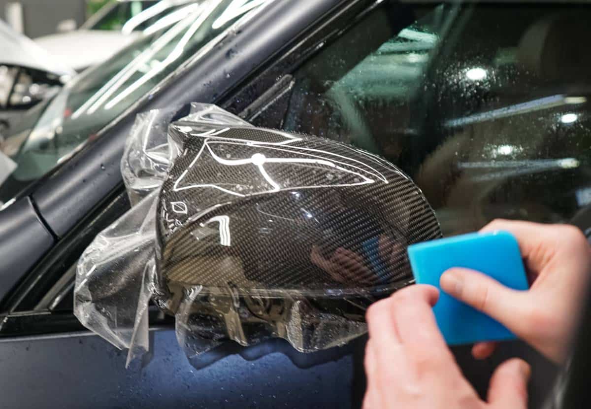 Comment entretenir et nettoyer une voiture avec un film PPF ?